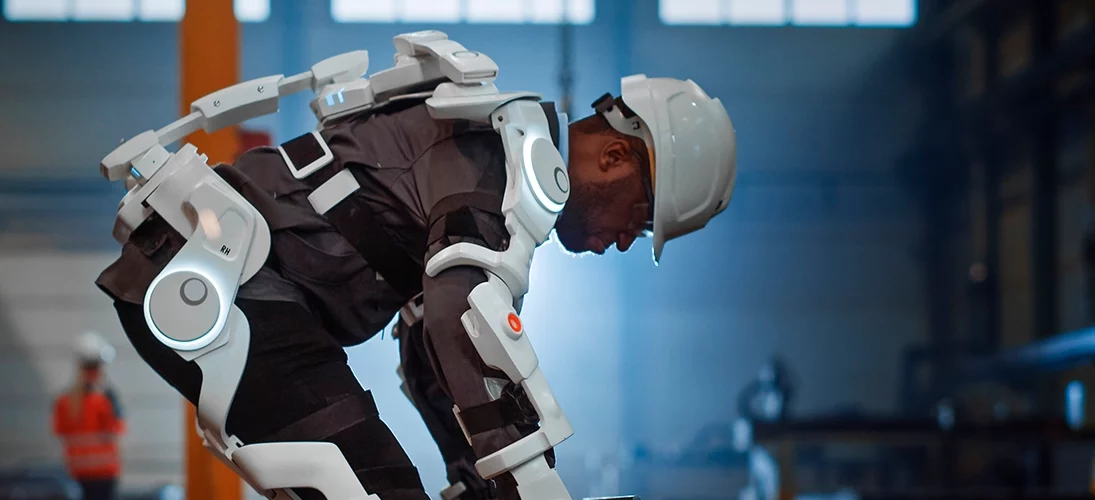 Quand les exosquelettes facilitent le travail