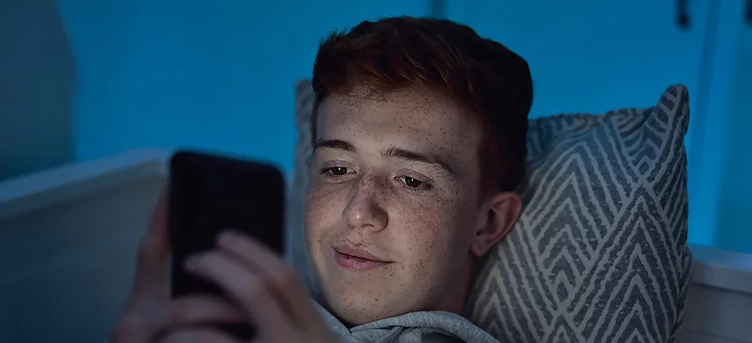 Ados : Je regarde du porno sur mon téléphone, et alors ?